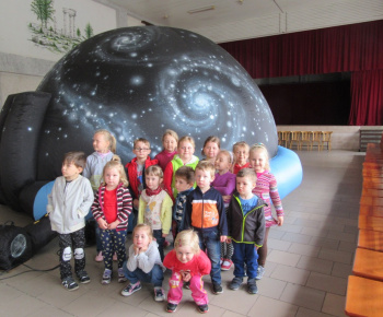 Aktuality / Detičky z MŠ navštívili planetárium Bracovce