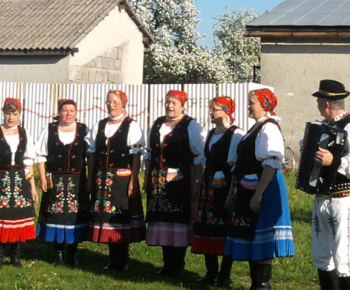 Aktuality / Stavanie mája